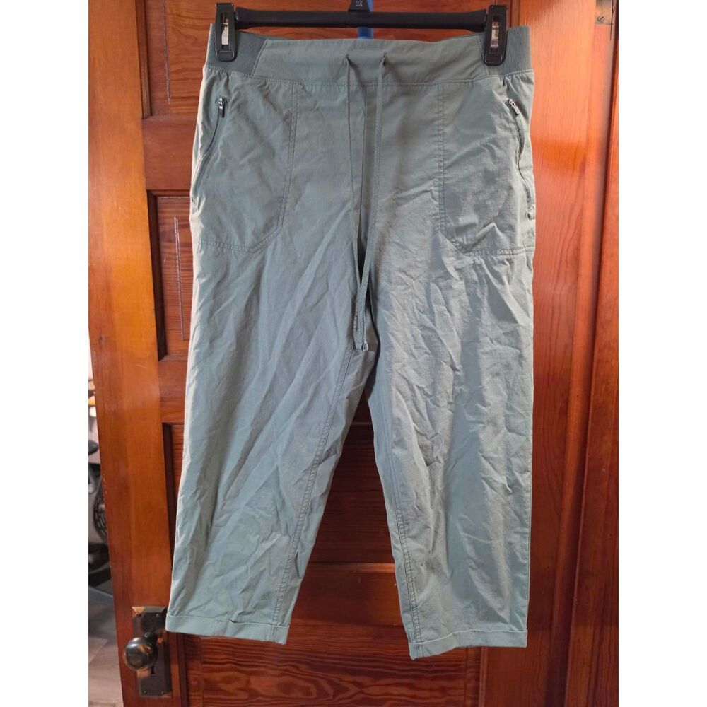 Eddie Bauer Women’s Medium Gray Green Pull On Capri Pants Hiking Travel